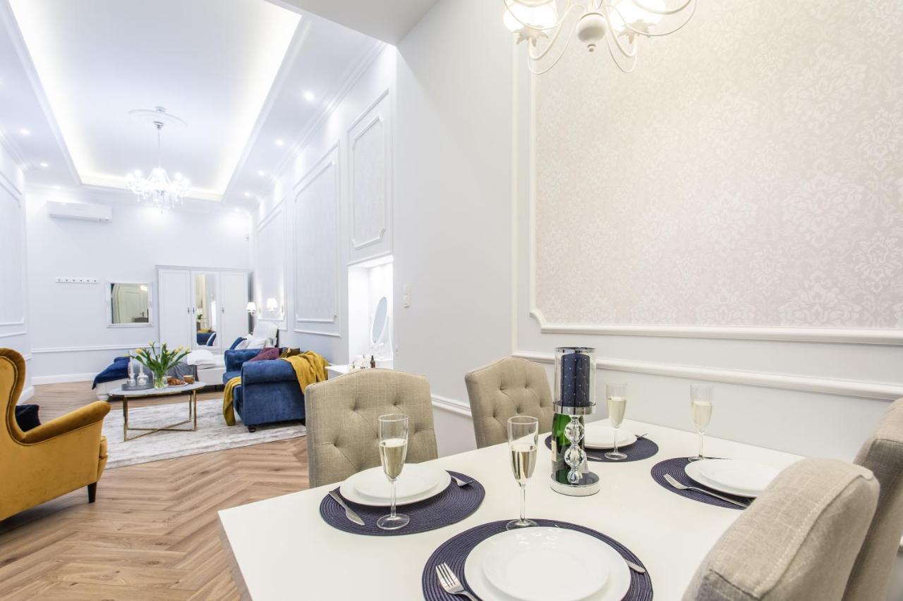 Main Square Apartments Krakow Bagian luar foto